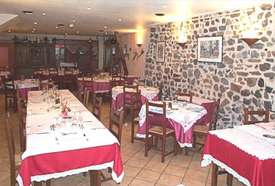 Hotel Restaurante Le Bilboquet, proche Vieille ville du Puy, site pittoresque, randonnées pédestres, activites touristiques (Le Puy-en-Velay, Haute-Loire,43)